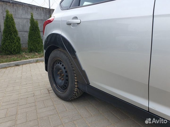 Накладки на арки Ford Focus 3 Дорестайлинг хэтчбек