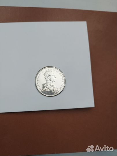 Английская юбилейная монета