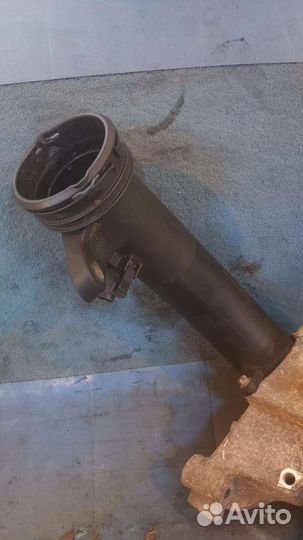 Патрубок интеркуллера двигателя Mercedes 2.2cdi