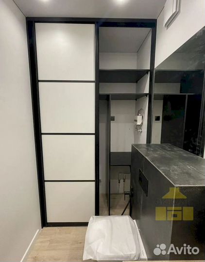 Распашной шкаф