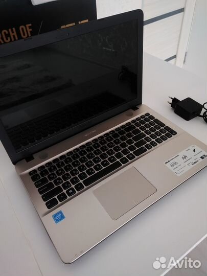 Ноутбук asus x541