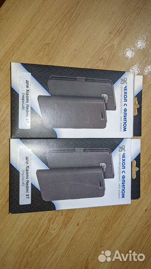 Чехлы на телефон