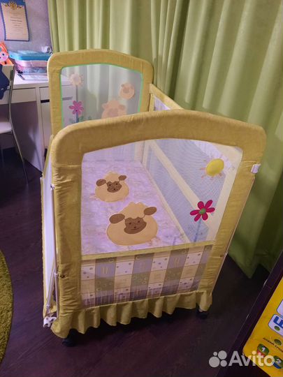 Детская кроватка
