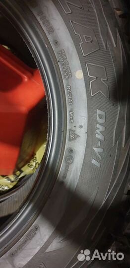 Bridgestone Blizzak DM-V1 265/60 R18 R