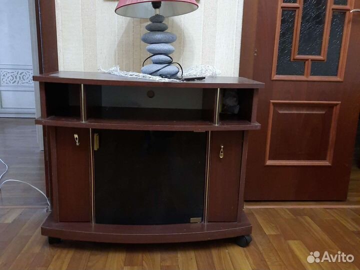 Тумба под телевизор