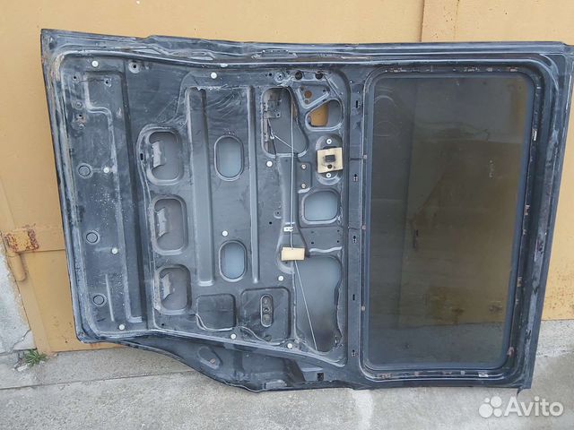 Дверь правая на митсубиси л400