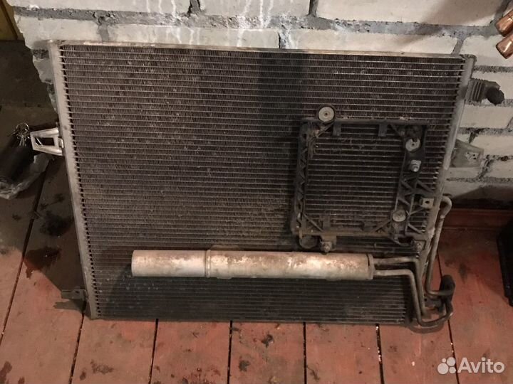Радиатор кондиционера мерседес мл 164 6.3 амг