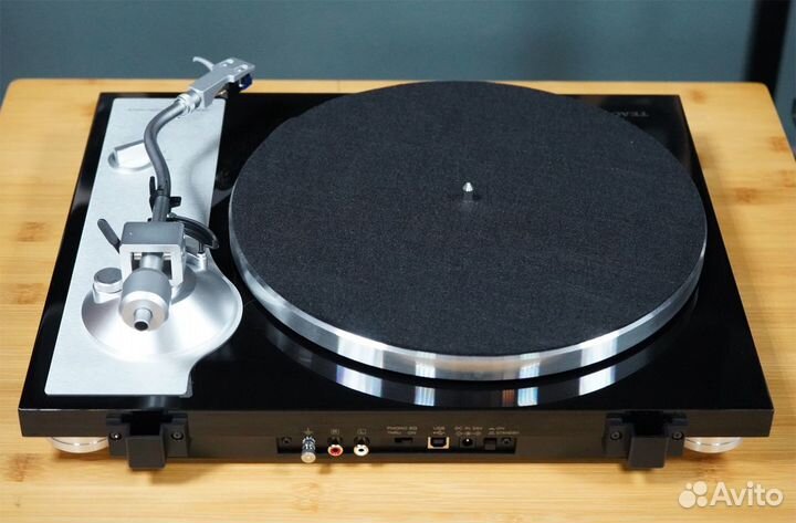 Проигрыватель винила Teac TN-4D Black