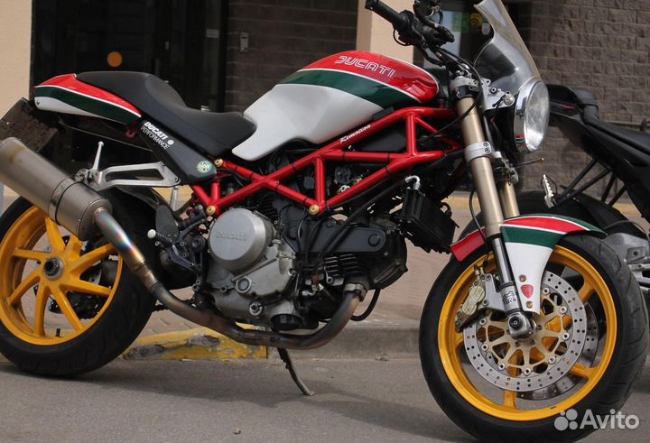 Ducati Monster 1300