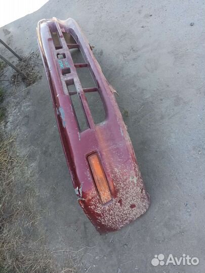 Бампер передний Toyota corolla 7 e100