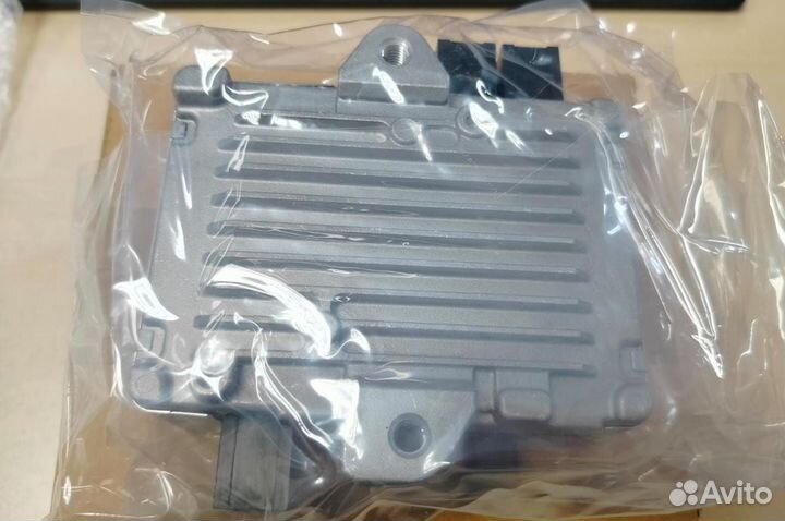 Блок электронный Mitsubishi Outlander