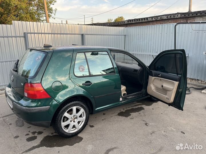 Volkswagen Golf 1.6 МТ, 1998, 398 000 км