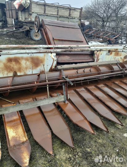 Жатка Агроцентр-Юг ЖУ-7, 2001