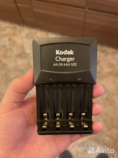 Зарядное устройство Kodak K620 E-EC