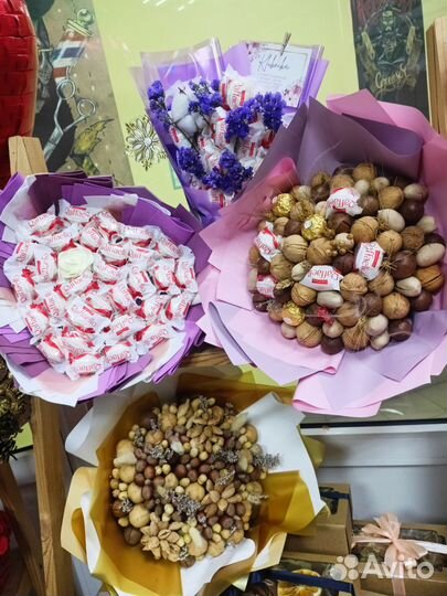 Букеты с рафаелло в наличии