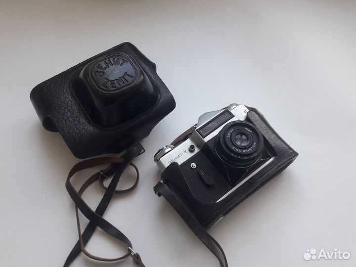 Фотоаппараты Зенит и Зоркий