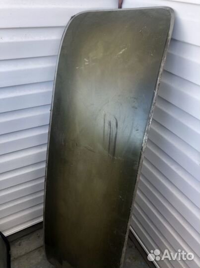 Стекло лобовое