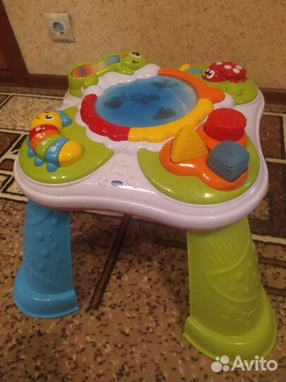 Развивающий музыкальный столик Chicco