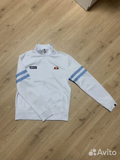 Harga on sale tracktop ellesse