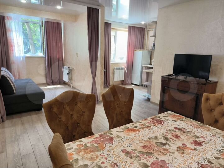 2-к. квартира, 45 м², 1/4 эт.