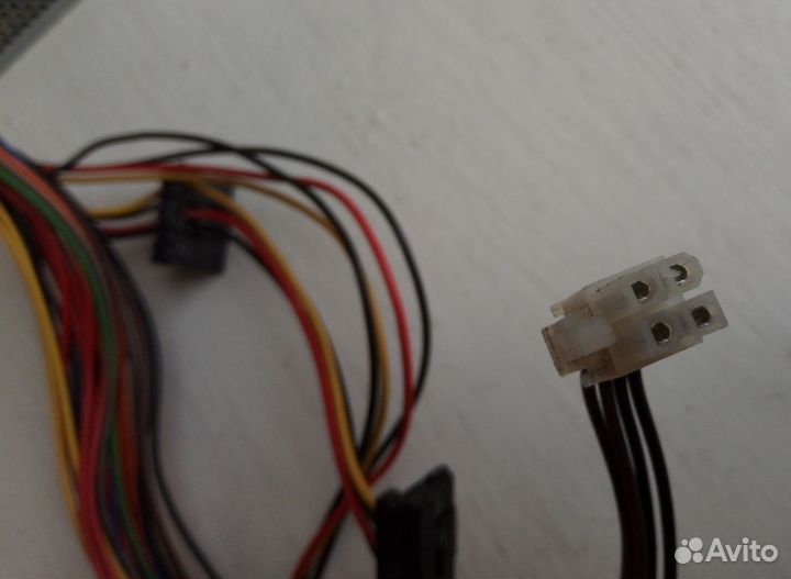 Неисправный бп HP D11-300P1A