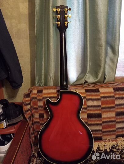 Электрогитара