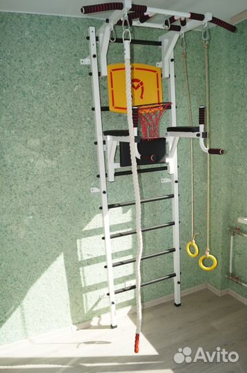 Шведская стенка черно-белая арт168