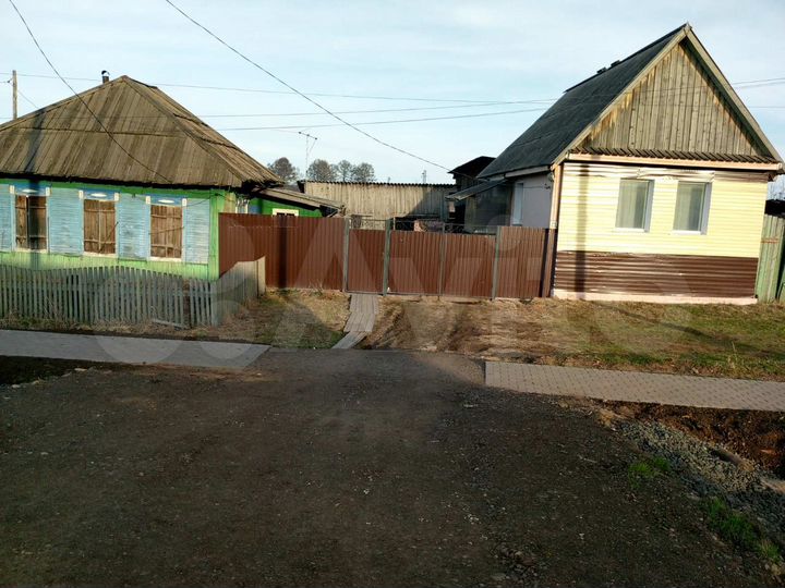 Дом 45 м² на участке 15 сот.