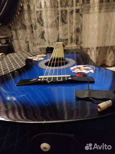 Классическая гитара с подключением