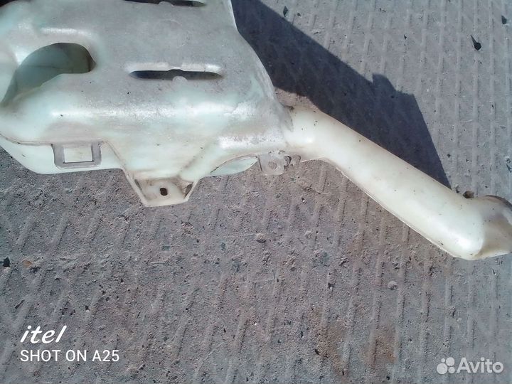 Бачок омывателя Хонда