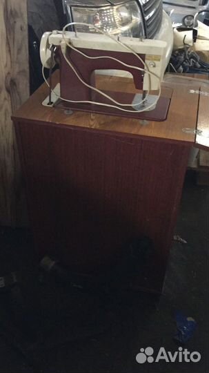 Швейная машина Чайка 132м