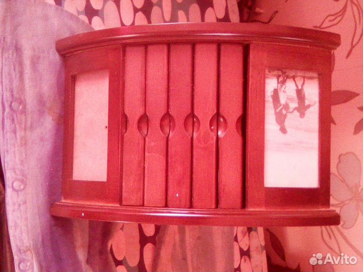 Фотоальбом в деревянном корпусе