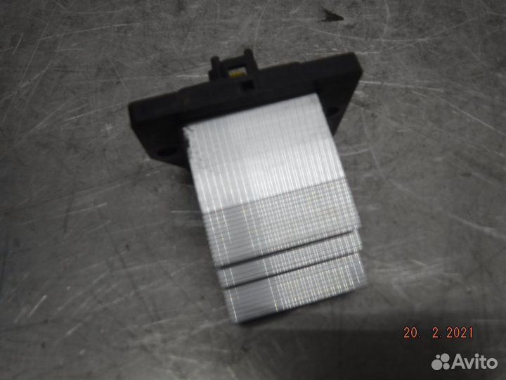 Резистор отопителя Kia Sportage 2 G4GC 2009