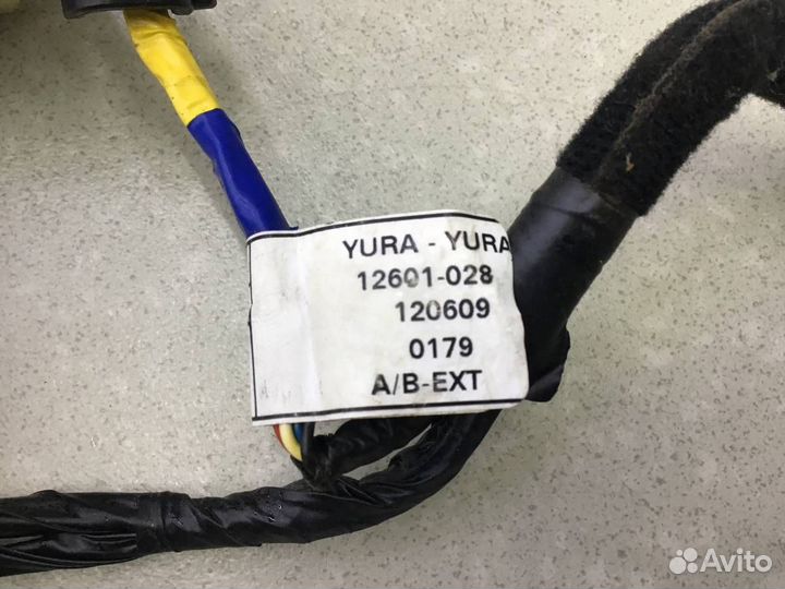 Проводка под торпедо Kia Rio 3 (QB) 2011-2017 911104Y060