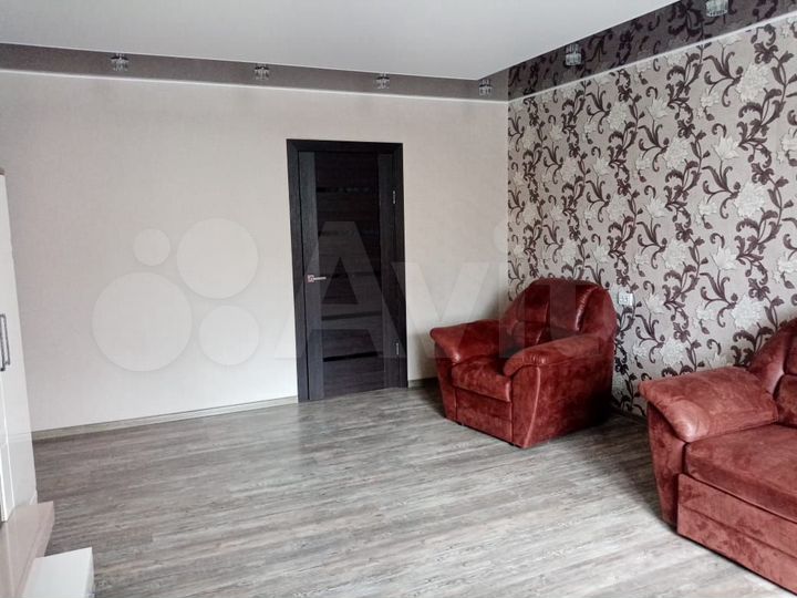 3-к. квартира, 72 м², 2/3 эт.