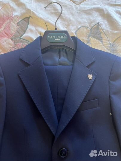 Школьный костюм для мальчика 134-140 синий