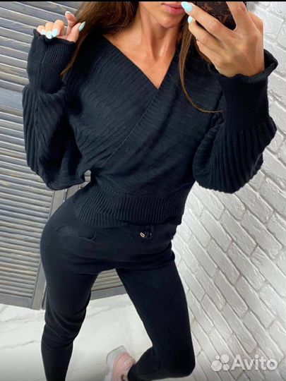Костюм вязаный 42-48 новый