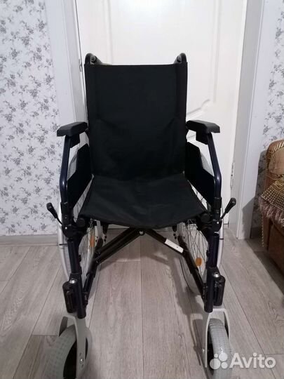Инвалидная коляска складная бу