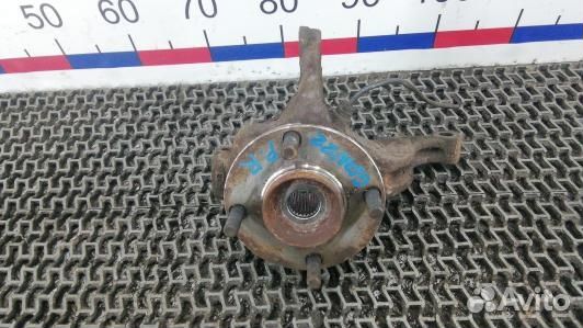 Ступица передняя правая nissan tiida C11X (GDN22N9