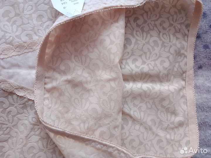 Кружевные трусики-шортики женские
