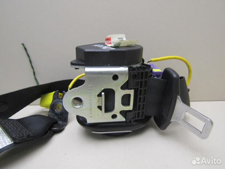 Ремень безопасности с пиропатроном VW Passat CC 2