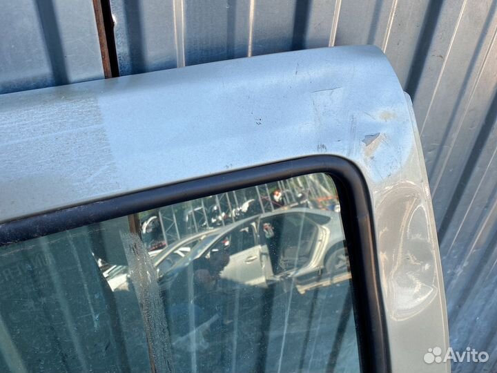 Renault Duster задняя правая дверь
