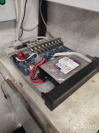 Монтаж видеонаблюдения, домофона