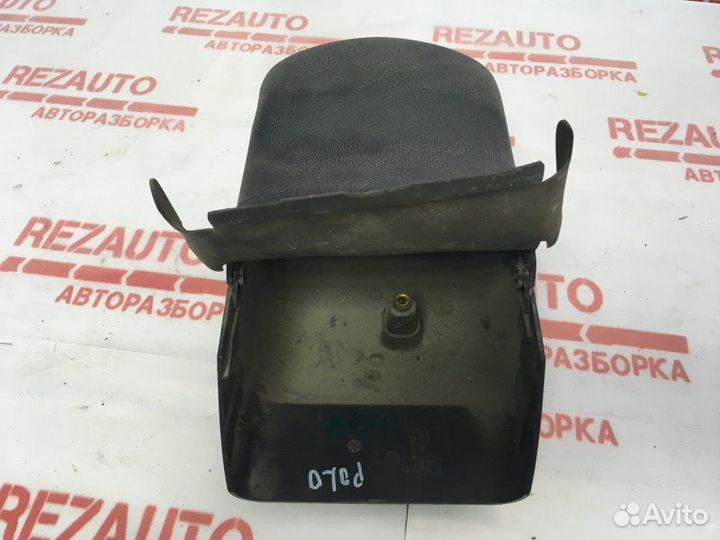 Кожух рулевой колонки Volkswagen Polo