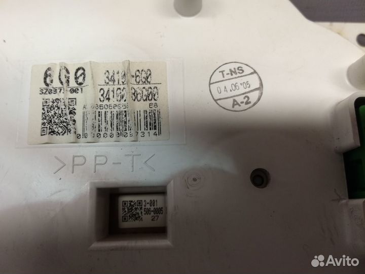 Панель приборов Suzuki Ignis 2006г