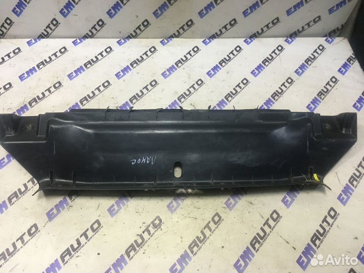 Накладка замка багажника Шевроле Ланос седан