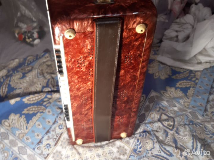 Баян