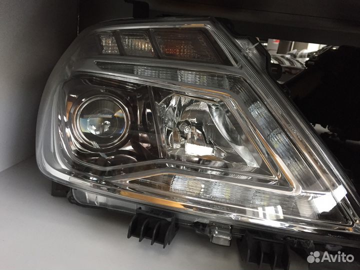 Фары на нисан Патрол 2010-2015год