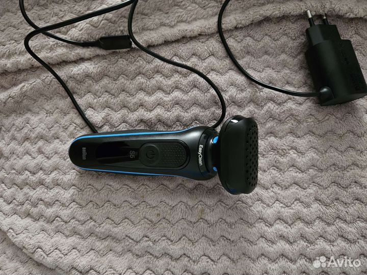 Электробритва Braun Series 5 50-B1000s Blue