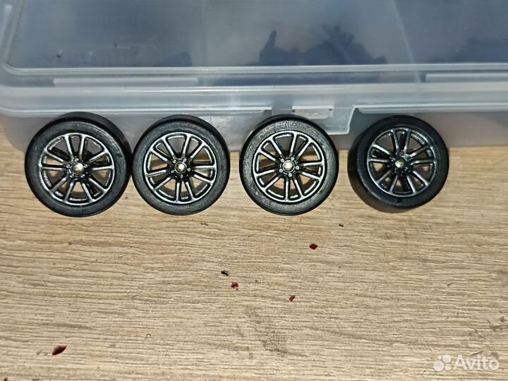 Диски на модели, модели